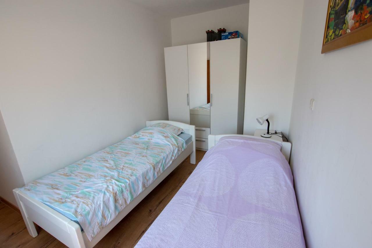 Apartments Roko I Niko Муртер Екстер'єр фото